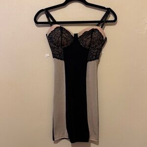 Marilyn Monroe Black and Cream Lace Chemise